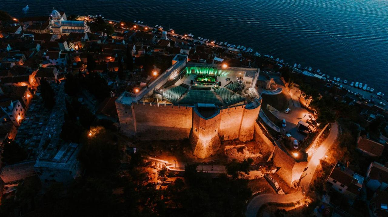 Apartment Anamaria Šibenik Екстериор снимка