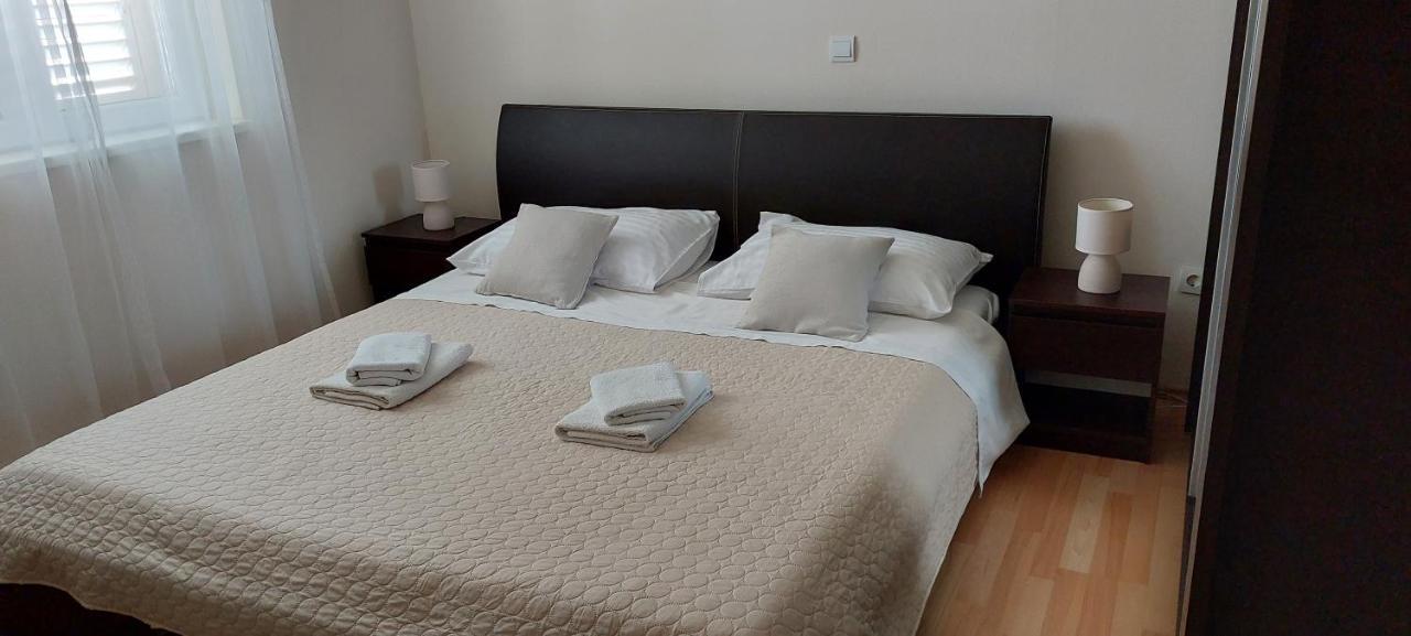 Apartment Anamaria Šibenik Екстериор снимка