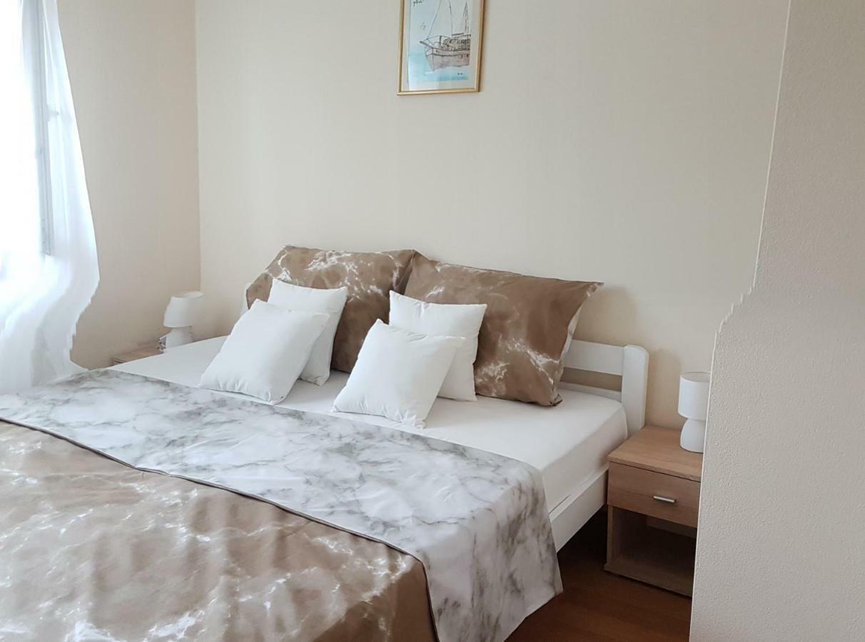 Apartment Anamaria Šibenik Екстериор снимка