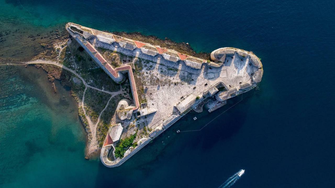 Apartment Anamaria Šibenik Екстериор снимка